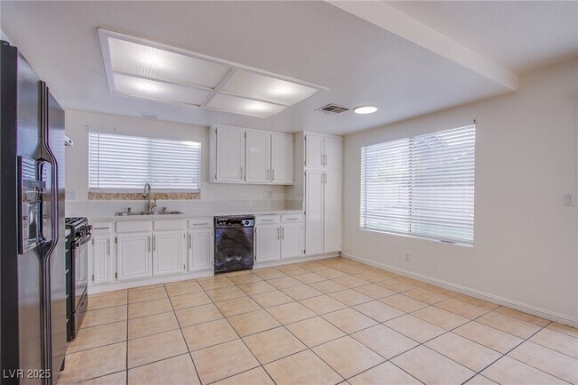 Building Photo - 6726 Paljay Ct