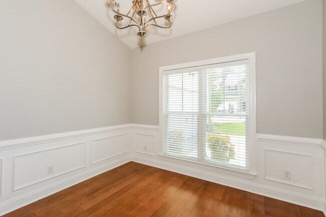 Building Photo - Spacious 4-Bedroom Home in Grovetown, GA