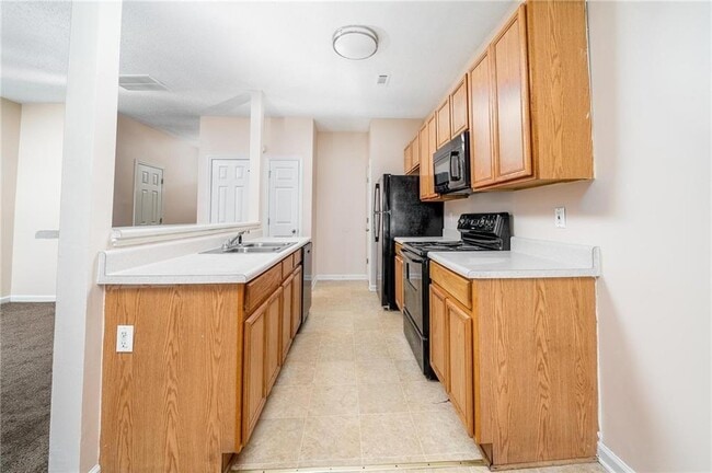 Building Photo - 5485 Sierra Tr