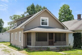 Building Photo - 4 bedroom House in New Albany