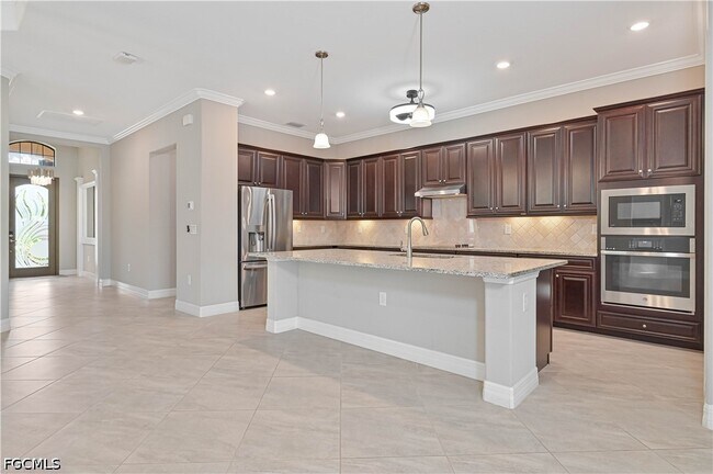 Building Photo - 28076 Foxrock Ct