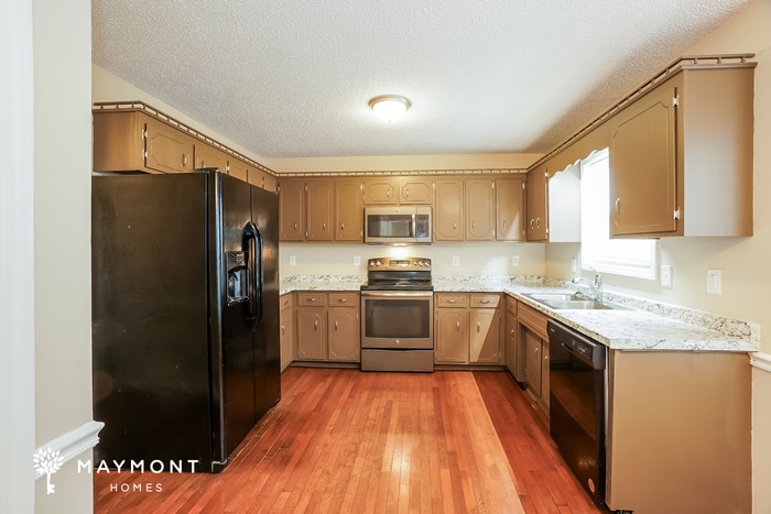 Building Photo - 951 Roedeer Dr