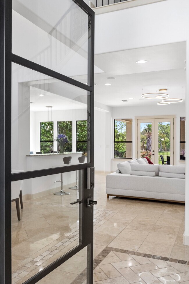 Building Photo - 206 Lido St