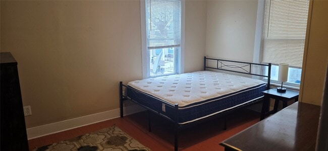 Building Photo - 63 Crocker Ave