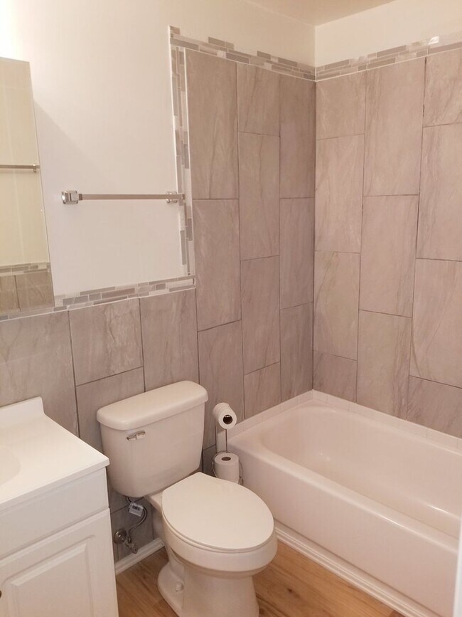 Building Photo - A spacious 3-Bedroom 1.5-Bathroom 3 Story Townhouse off of Old Forest Road With a Pool