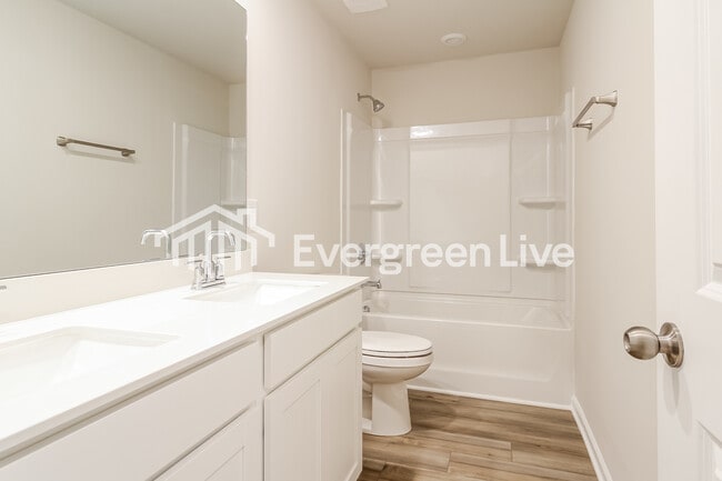 Building Photo - ready