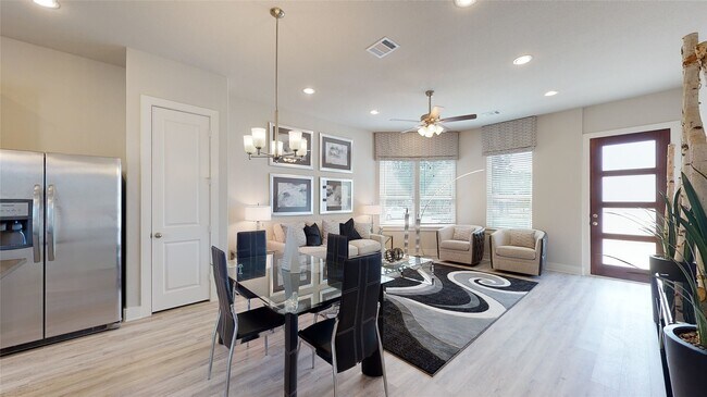 Building Photo - 9007 Lonestar Creekbend Ln