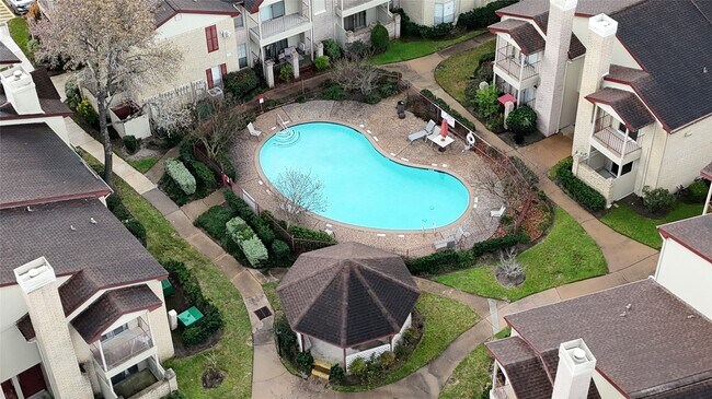 Building Photo - 2120 El Paseo St