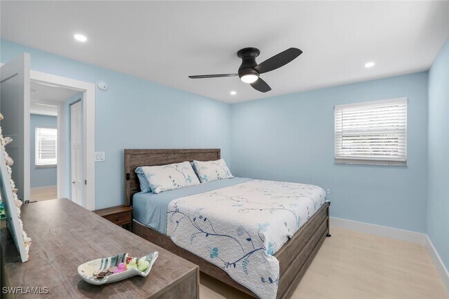 Building Photo - 1155 Sandpiper St