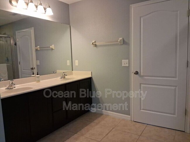 Building Photo - 12346 Duckett Ct