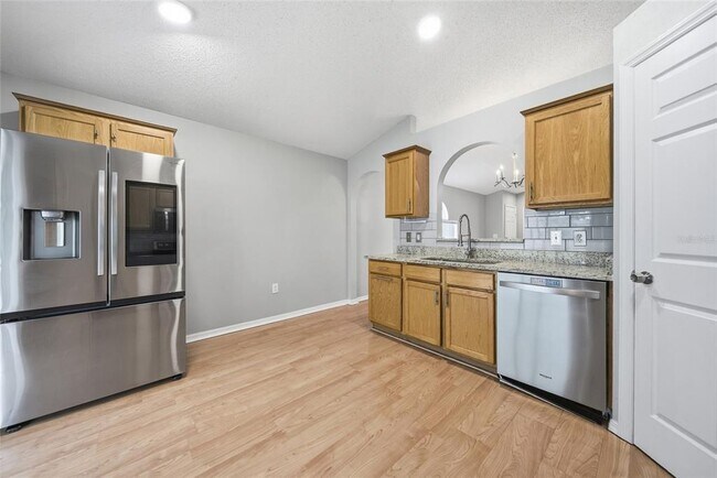 Building Photo - 10617 Opus Dr