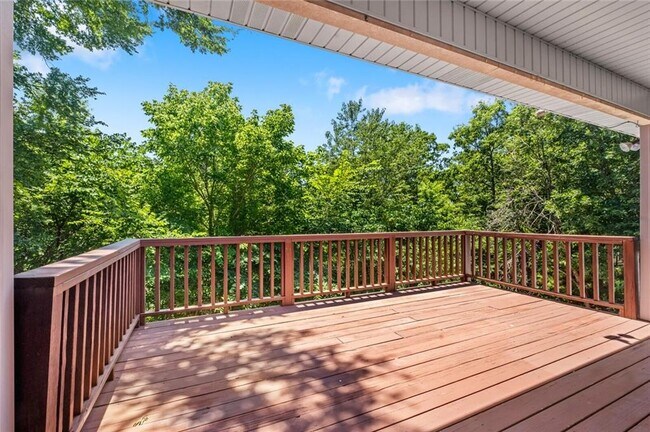 Building Photo - 99 Buckingham Dr