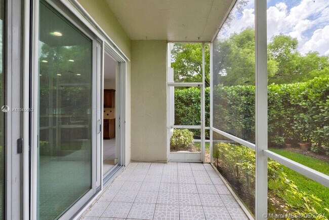 Building Photo - 12375 NW 10th Dr