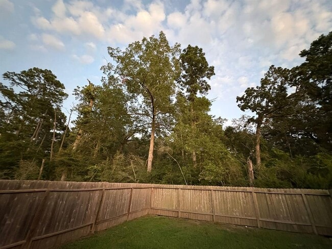 Building Photo - 125 Camelot Pl Ct
