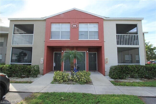 Building Photo - 194 Santa Clara Dr