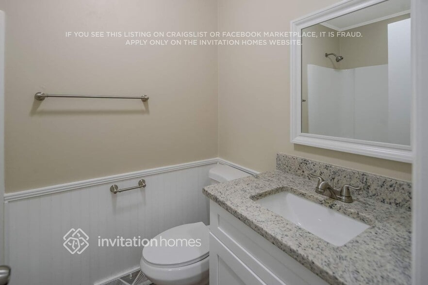 Building Photo - 12220 Plover Dr