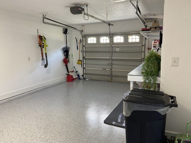 Building Photo - Fully Furnished rental in Pelletier