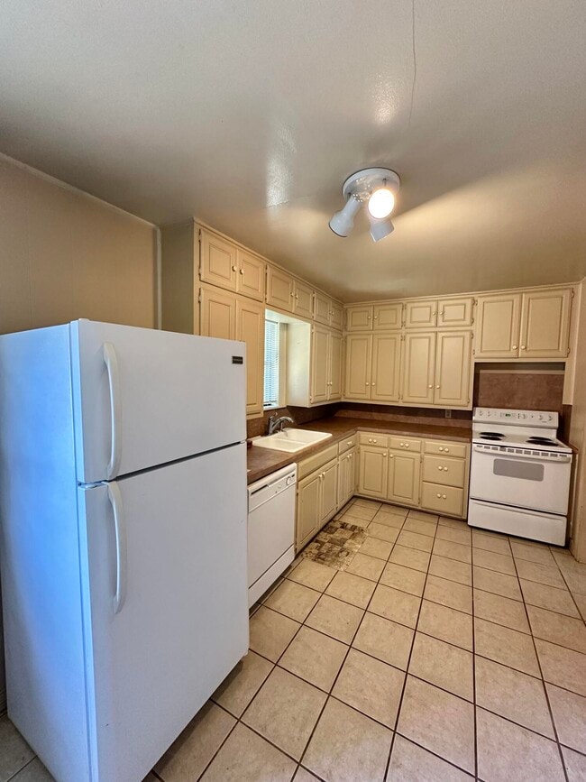 Building Photo - 4310 31st St