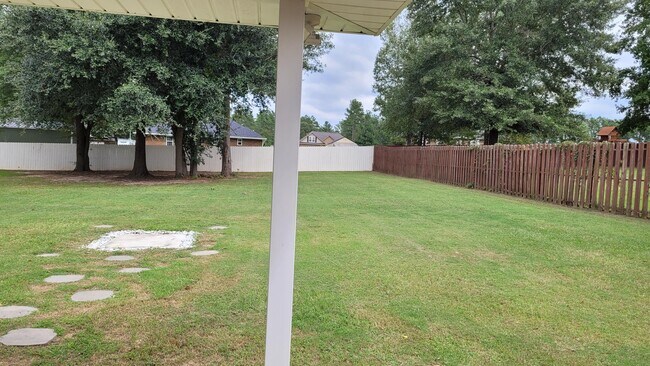 Building Photo - 3115 Explorer Dr