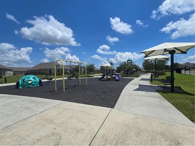 Building Photo - 425 Short Bough Ln