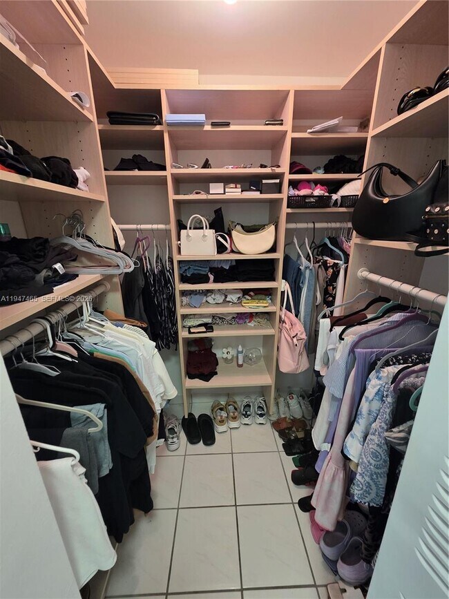 Building Photo - 1612 Jefferson Ave