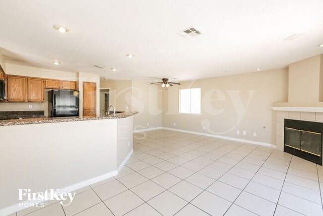 Building Photo - 2716 Brienza Way