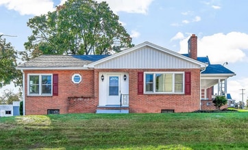 Building Photo - MOVE IN SPECIAL!!! Beautiful Brick Rancher in Central York School District!