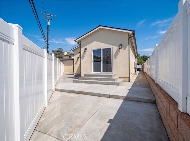 Building Photo - 2605 Dalemead St