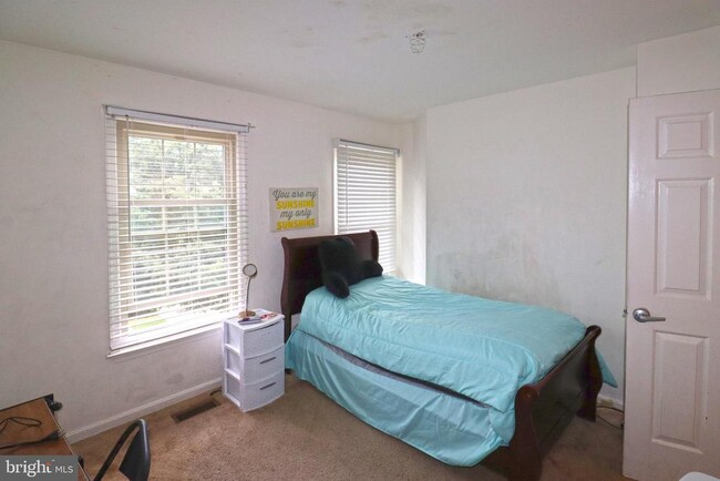 Building Photo - 3760 College Ave