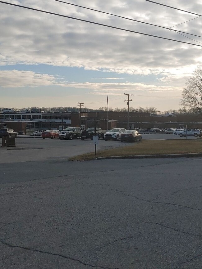 Building Photo - Semi-Attached Home Located Across from Red Lion High School