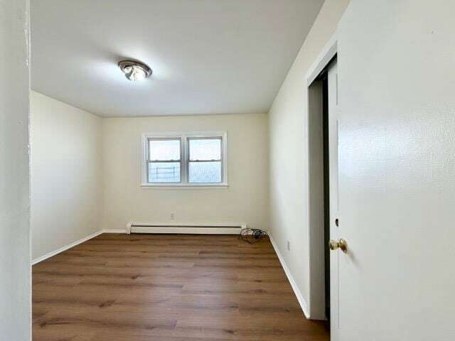 Building Photo - 71 Linnet St