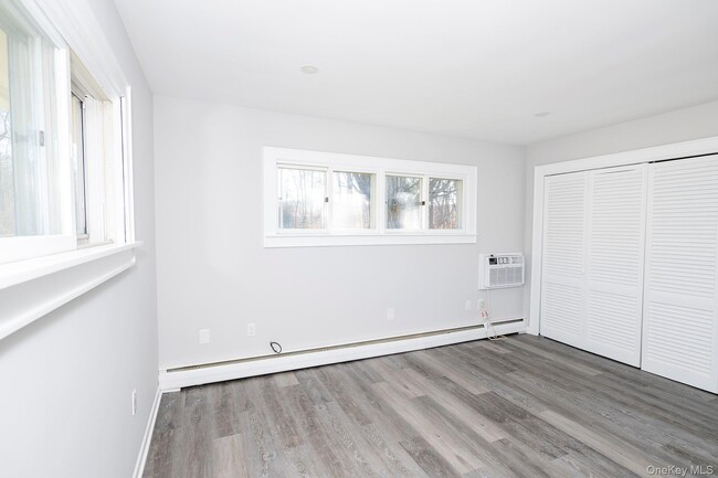 Building Photo - 58 On the Green