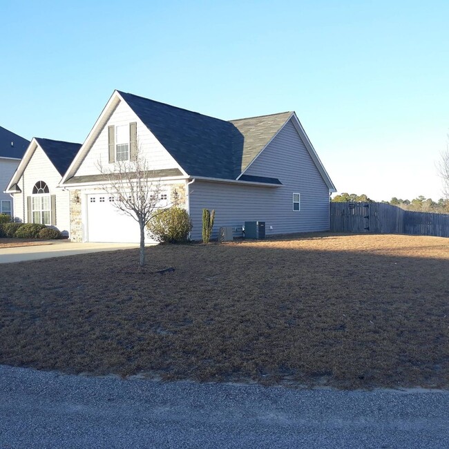 Building Photo - Acorn Ridge Home (RC)