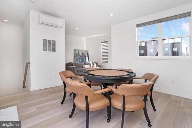 Building Photo - 14383 Beckett Glen Cir