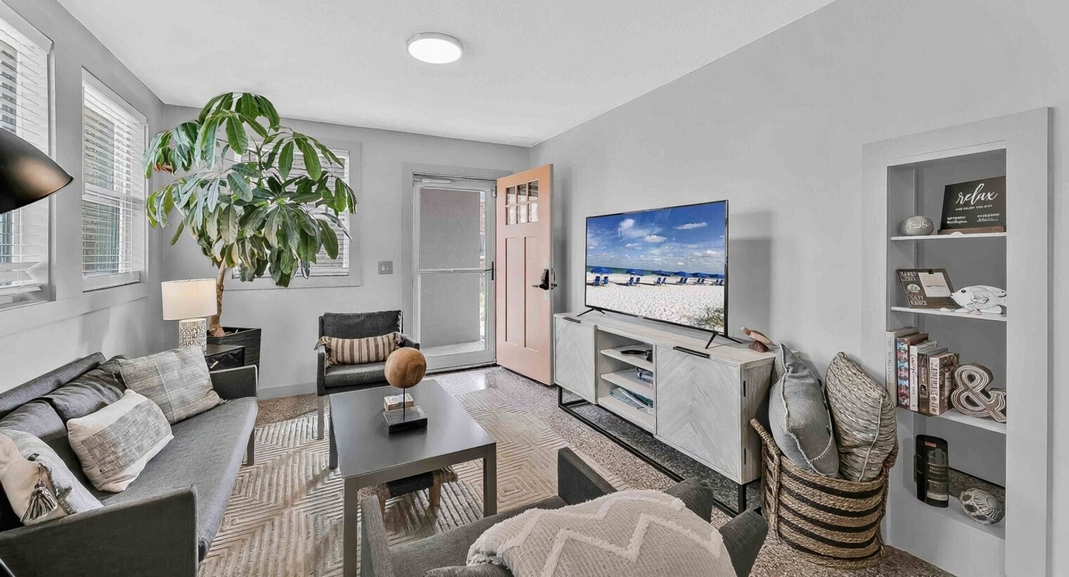 Building Photo - 316 Bream Ave