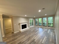 Building Photo - 425 Warm Springs Cir