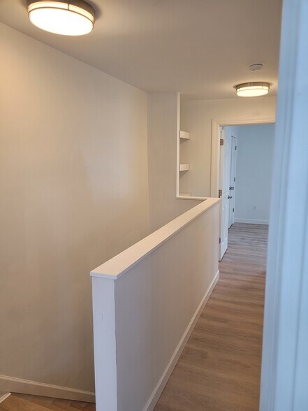 Building Photo - 3082 Norcott Dr