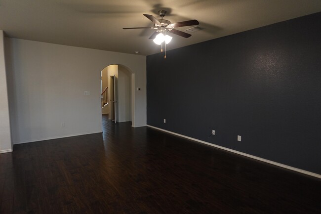 Building Photo - 1310 Stonewall Ridge