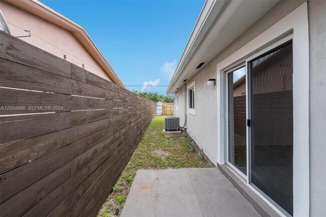 Building Photo - 130 NW 57th St