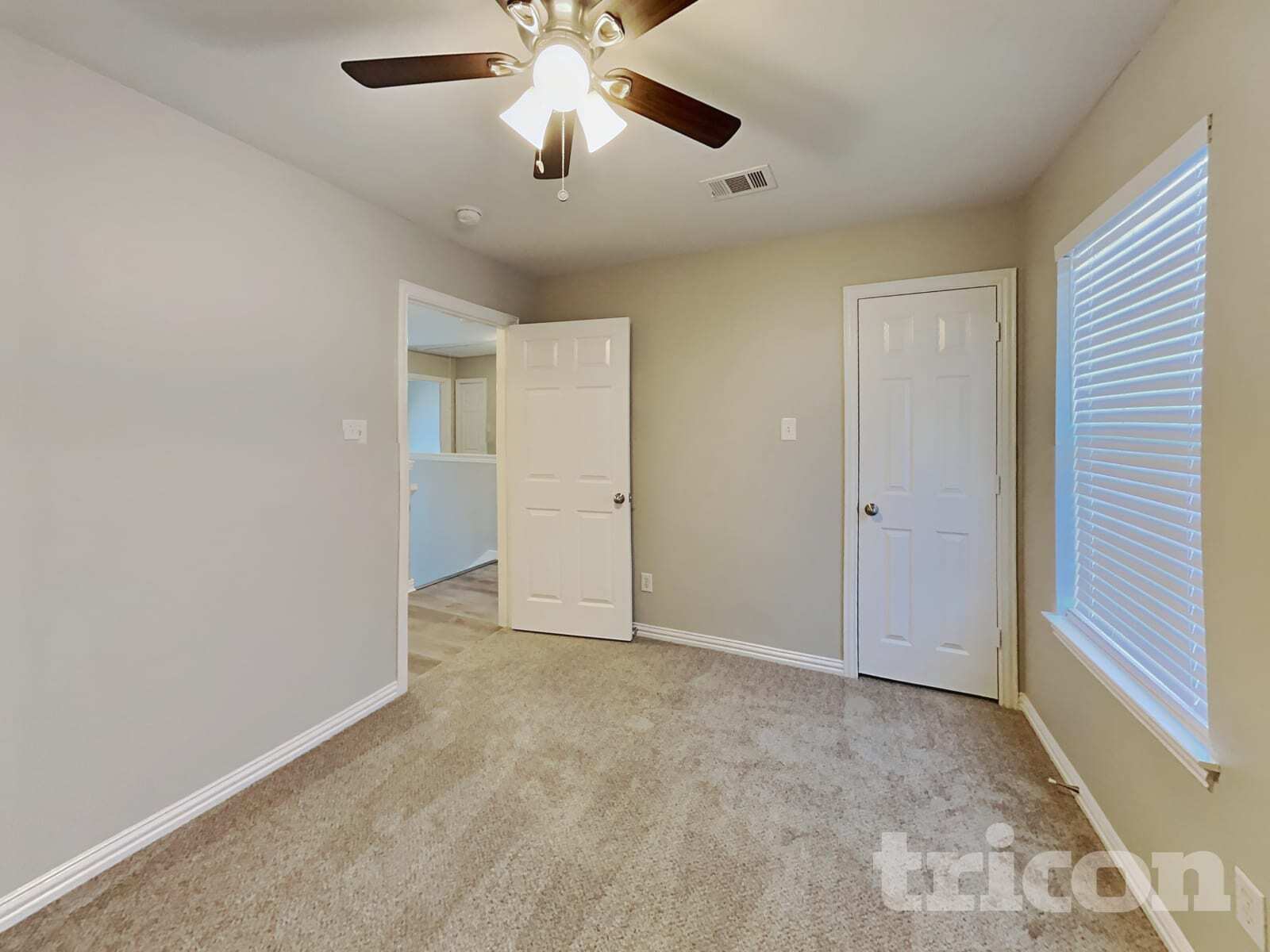 Building Photo - 2705 Lauren Way