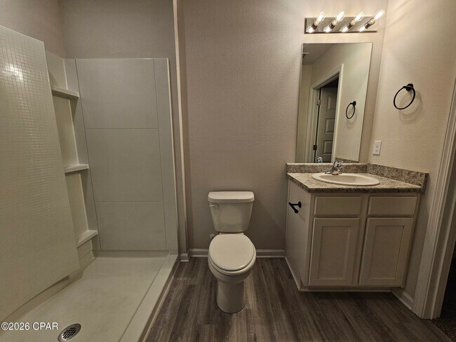 Building Photo - 6355 Bellavia Ln