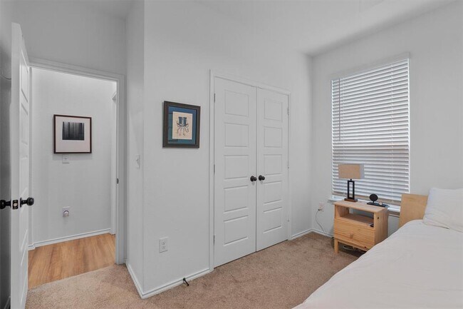 Building Photo - 6408 Wagon Spring St