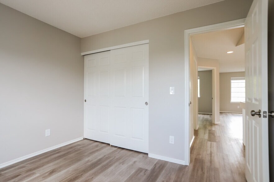Building Photo - 16379 Bluebell Pl