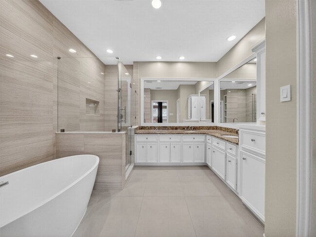 Building Photo - 1978 Indiana St