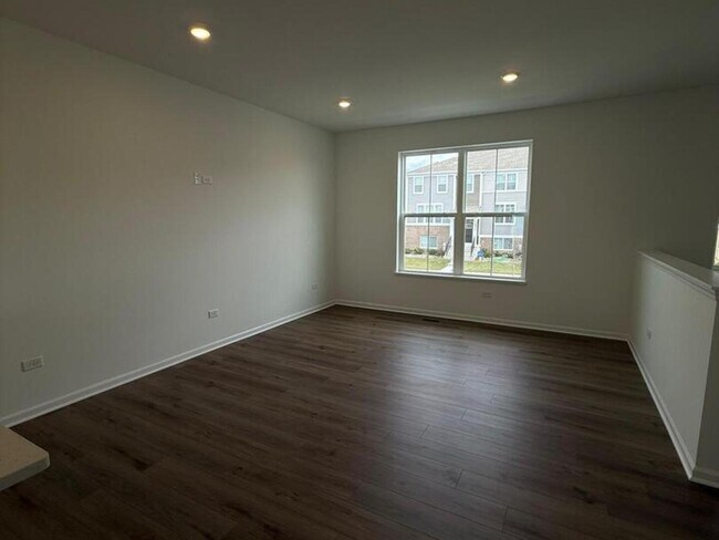 Building Photo - 14934 Dyer Ln