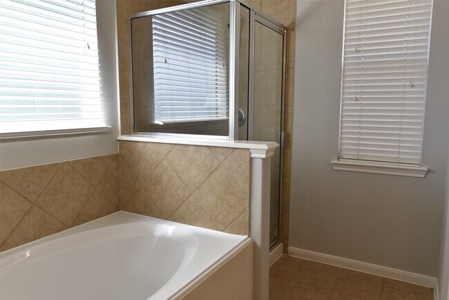 Building Photo - 7927 Cardinal Landing Ln