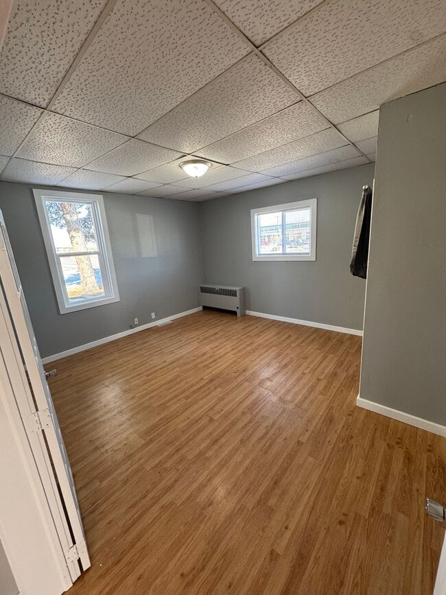 Building Photo - 1821 Shawano Ave