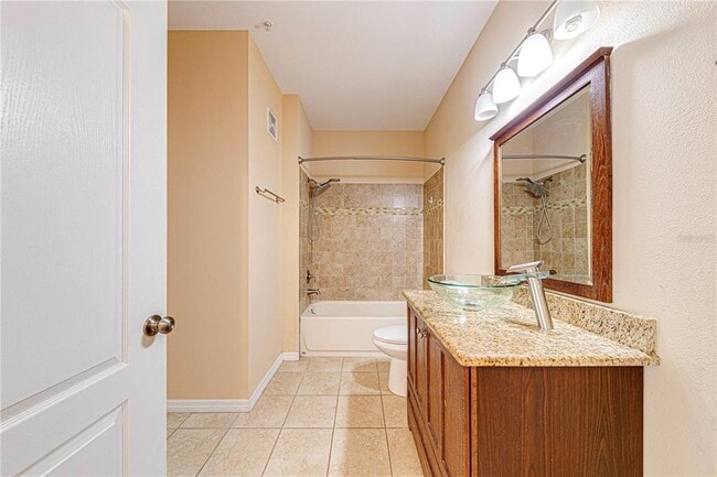 Building Photo - 1995 Erving Cir
