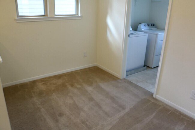 Building Photo - 19439 Archer Glen Dr