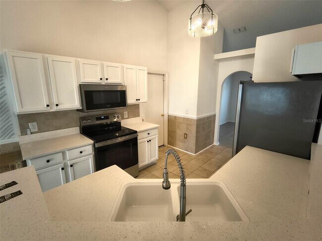 Building Photo - 177 Ryberry Dr